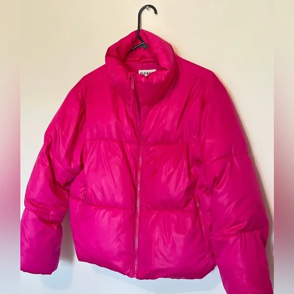 Old Navy Hot Pink Puffer Jacket - Size Medium - Picture 3 of 3